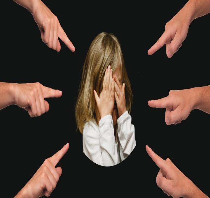 bullying-3089938_1920_0.jpg