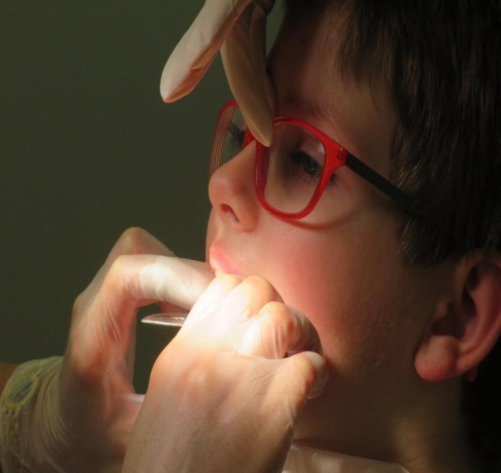 dentist-g61038b027_1920_0.jpg