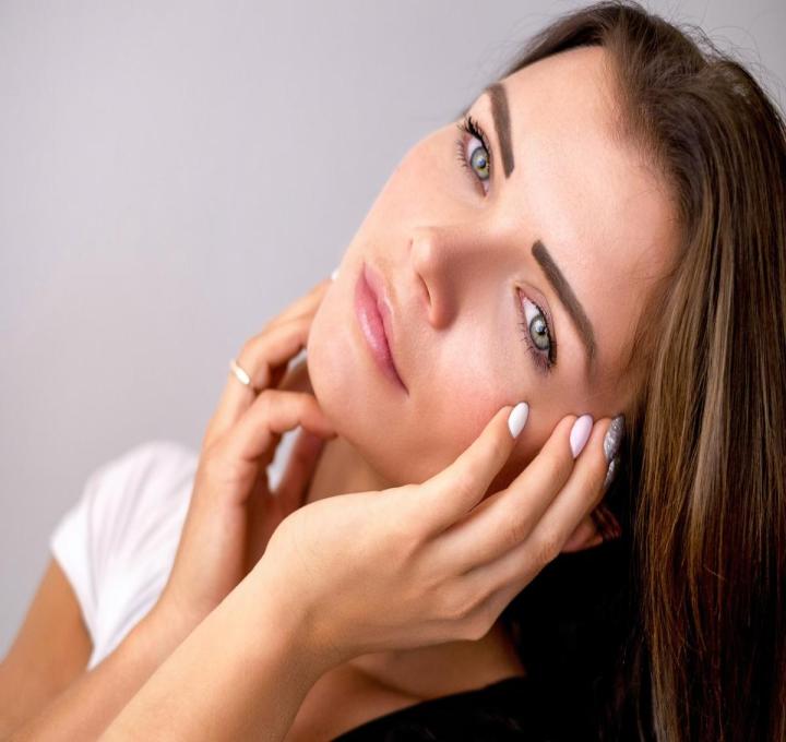 girl-2771001_1920_0.jpg
