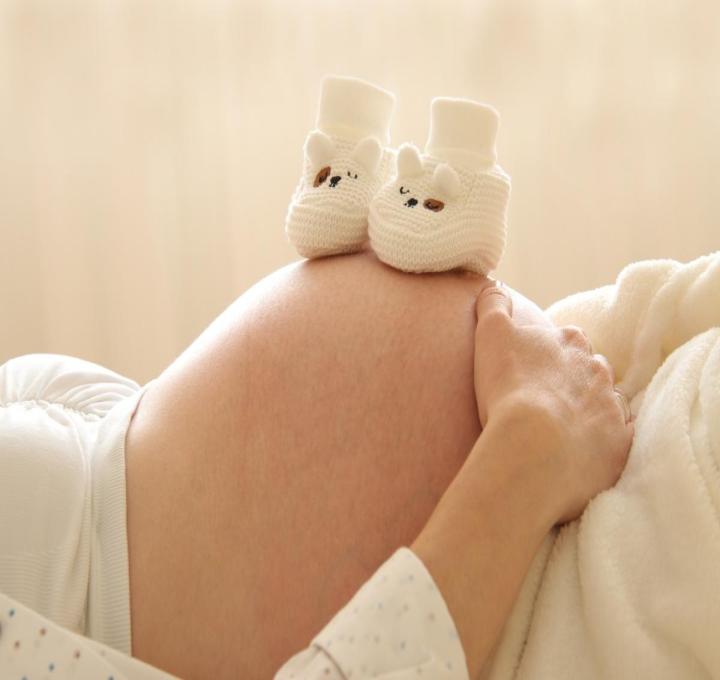 pregnant-6189040_1920_0.jpg
