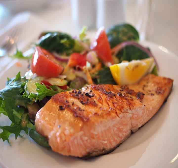 salmon-518032_1920_1_0.jpg