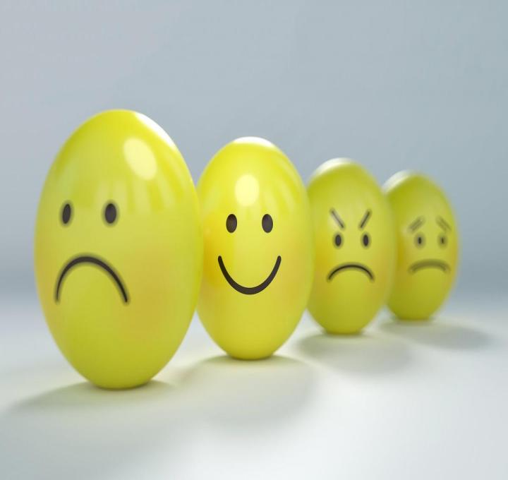 smiley-2979107_1920_0.jpg