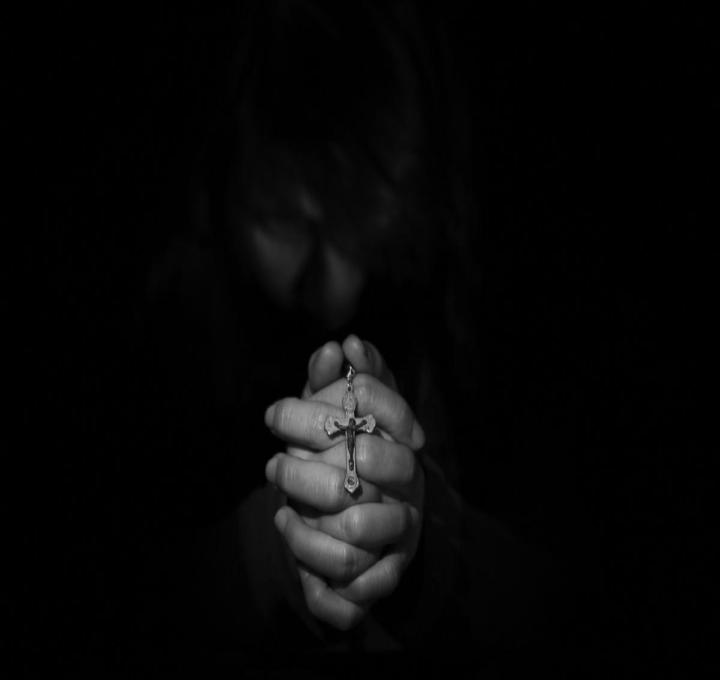 sorrow-699606_1920_0.jpg