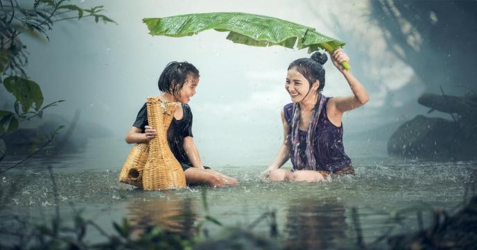 woman-g0fcc95a55_1920_0.jpg