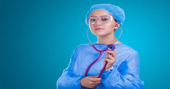 woman-ge950e03f4_1920_0.jpg